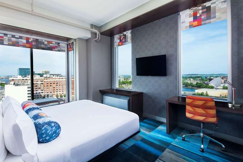Hotel Aloft Boston Seaport