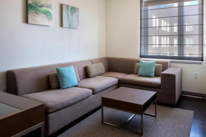 Hotel Element Boston Seaport