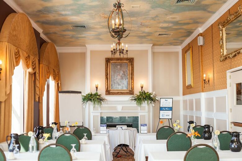Hotel Landmark Inn