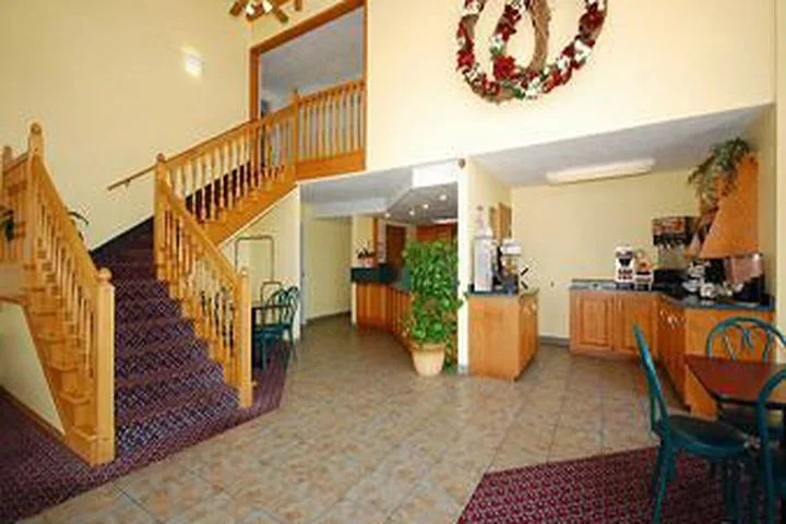 Hotel Super 8 Motel - Bolivar