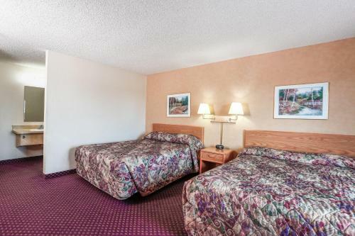 Hotel Travelodge Deer Lodge Montana
