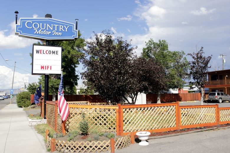 Hotel Country Motor Inn
