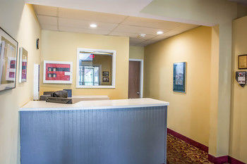 Hotel Rodeway Inn Lakeville