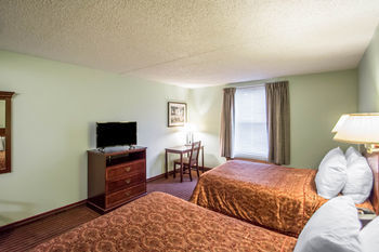 Hotel Rodeway Inn Lakeville