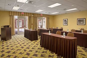 Hotel Embassy Suites Charlotte/ayrsley