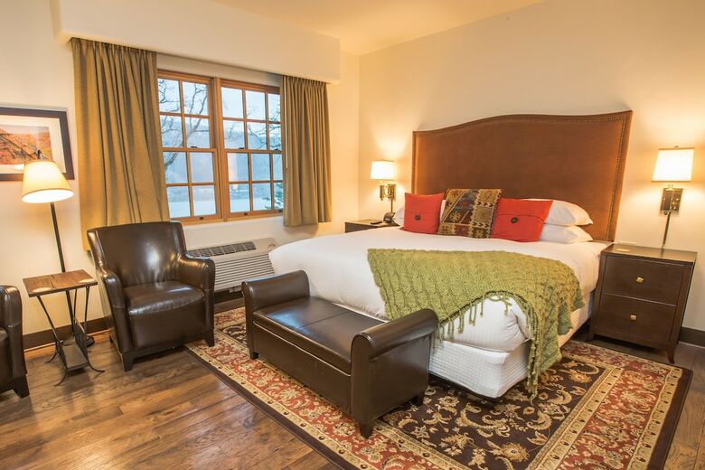 Columbia Cliff Villas Hotel
