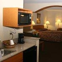Magnuson Hotel Lincoln Park