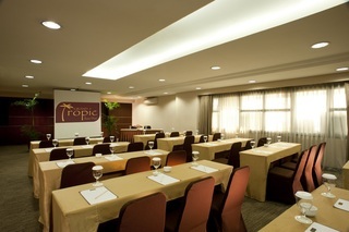 Hotel Grand Tropic Suites