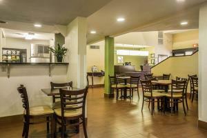 Hotel Sleep Inn North