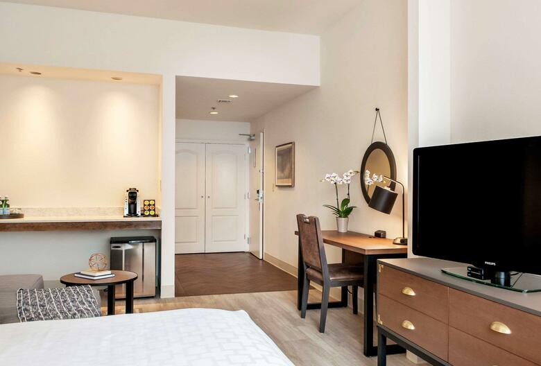 Clarion Grand Boutique Hotel