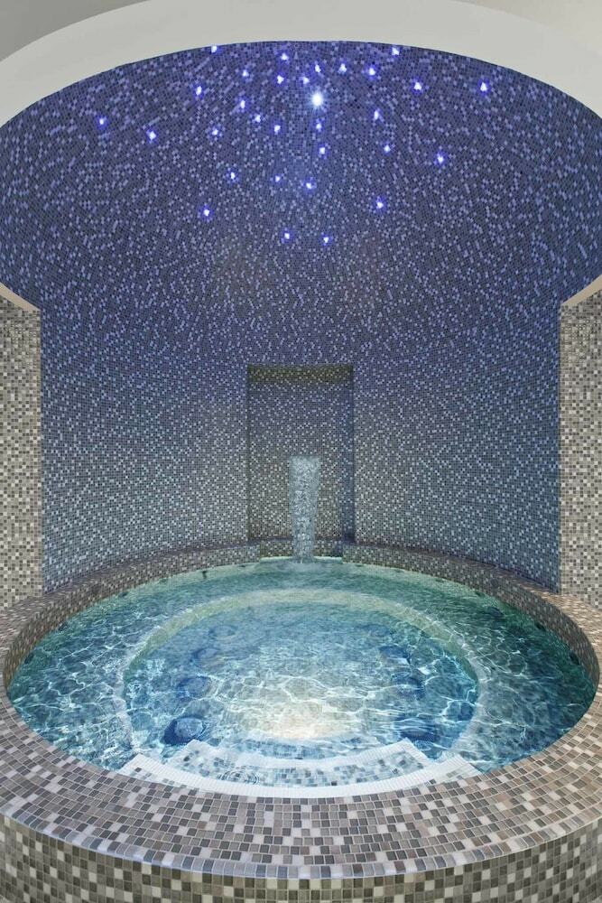 Hotel Salamander Resort And Spa