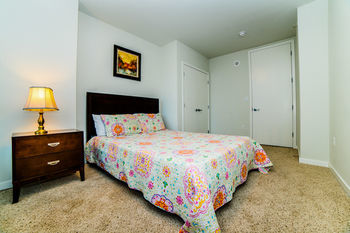 Aparthotel Ginosi Figaro Suites