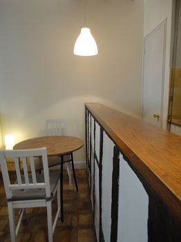 Apartments - Into Paris