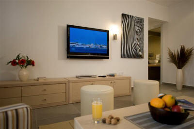 Hotel Capital Coast Resort & Spa