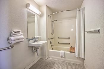 Motel 6 Porterville