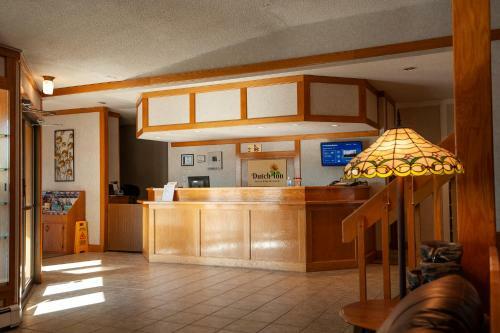 Hotel Dutch Inn
