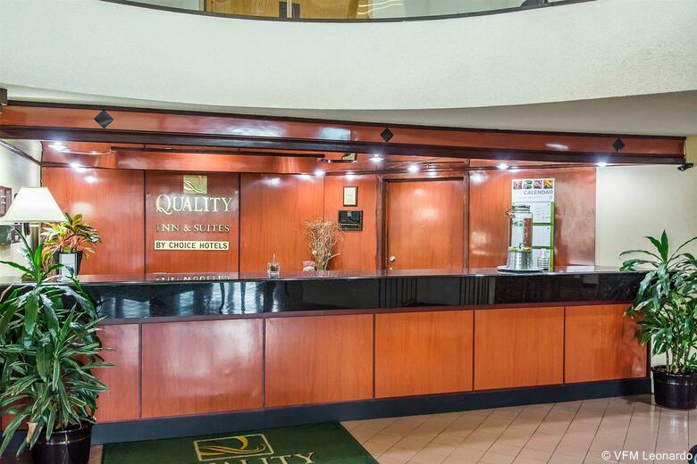 Hotel Quality Inn & Suites