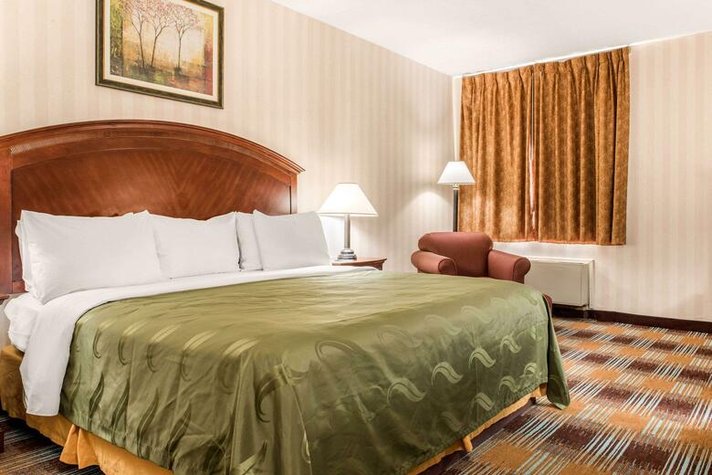 Hotel Quality Inn & Suites