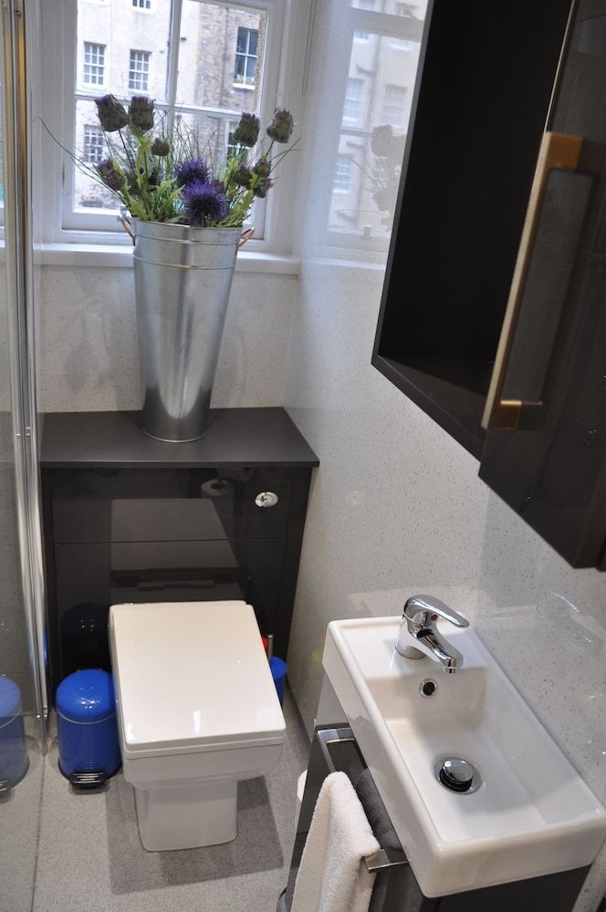 Stay Edinburgh City Apartments