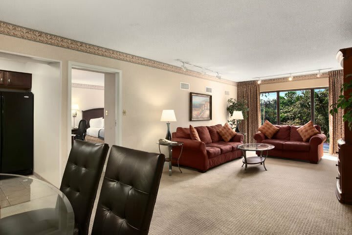 Hotel Ramada Conference Center Jacks