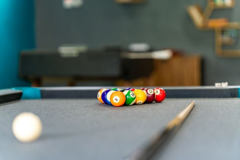 Hotel Travellers Beach Resort