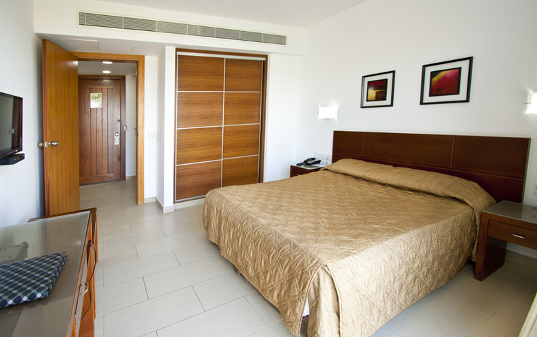 Hotel Theo Sunset Bay Holiday Village