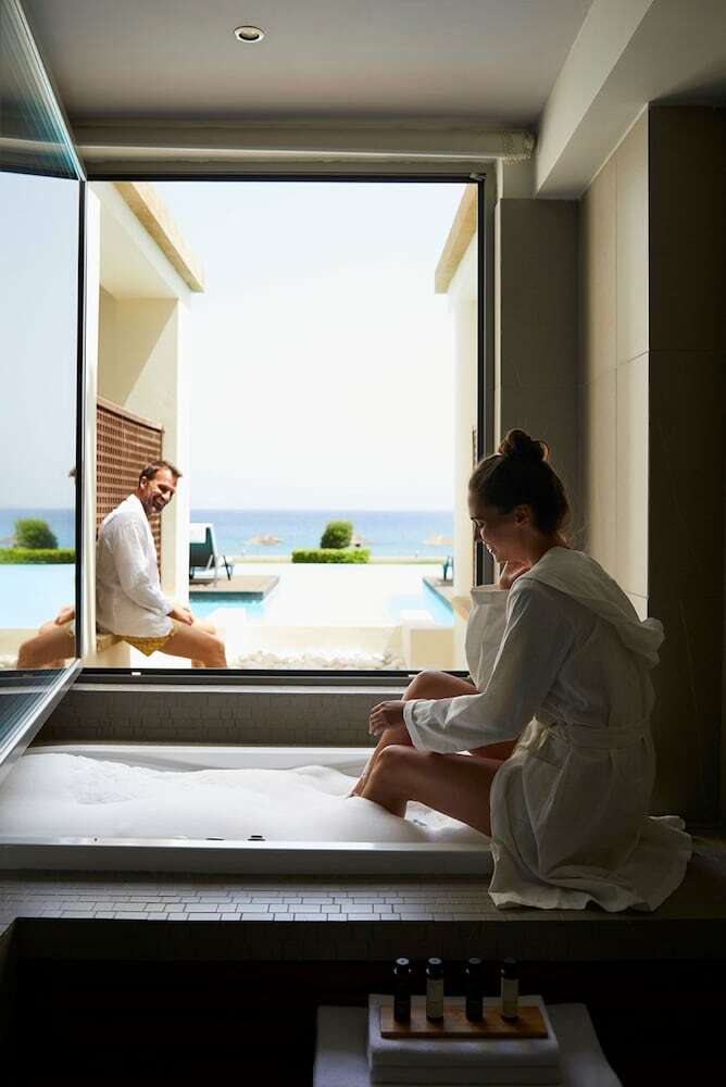 Hotel The Ixian Grand