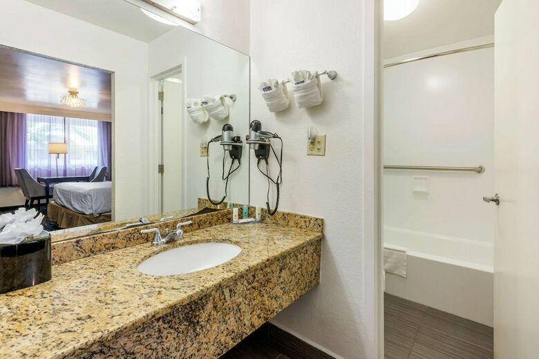 Best Western Brandon Conference Center Hotel