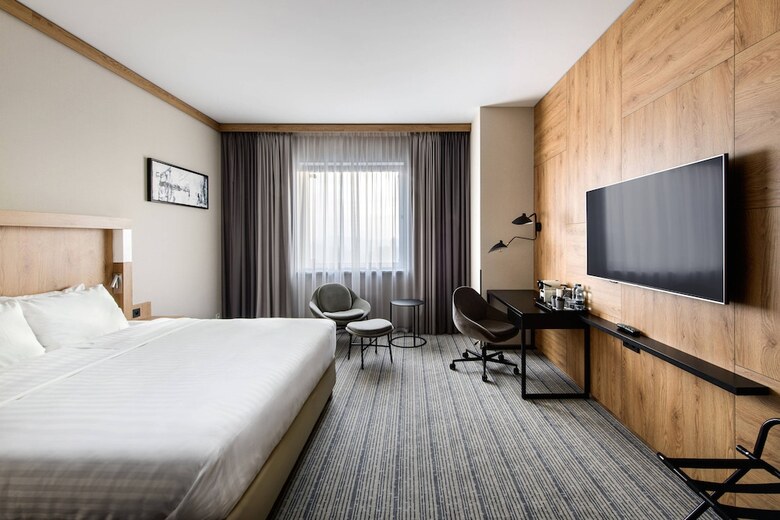 Hotel Courtyard By Marriott Warsaw Airport