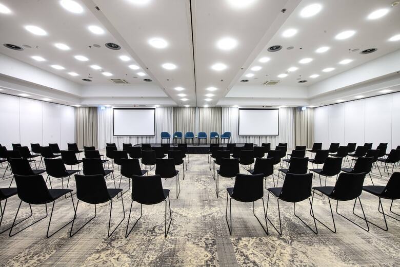 Hotel Courtyard By Marriott Warsaw Airport