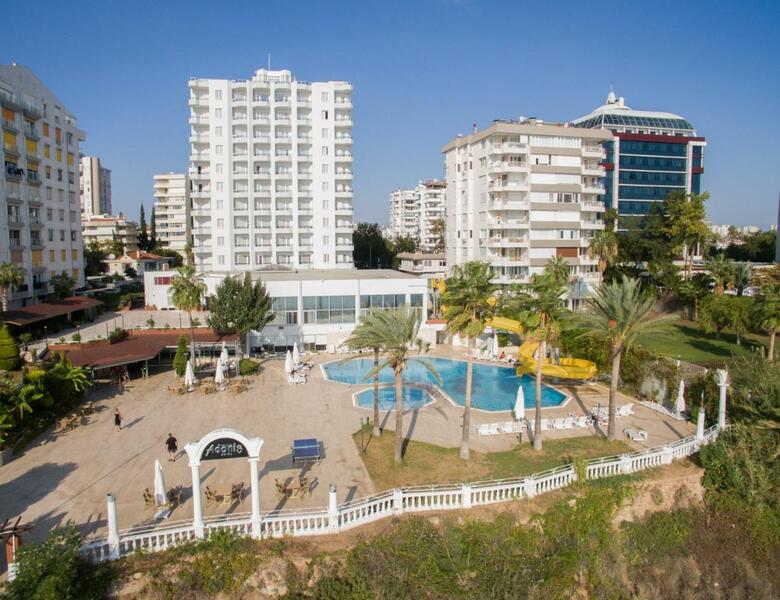 Hotel Adonis