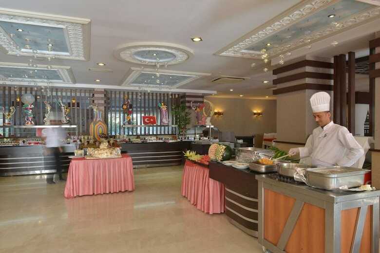 Corolla Hotel