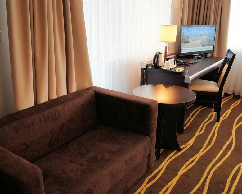 Best Western Plus Business Faltom Hotel