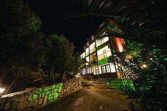 Zeus Kumlub�k Hotel