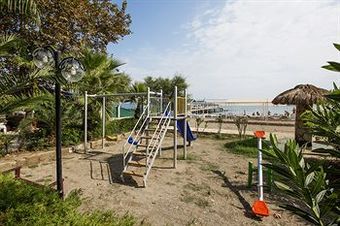 Hotel Larissa Mare Beach