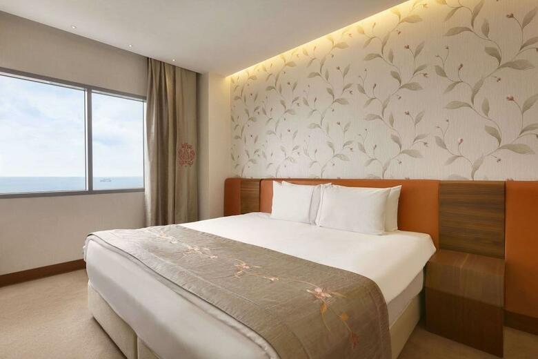 Ramada Hotel And Suites Istanbul Atakoy
