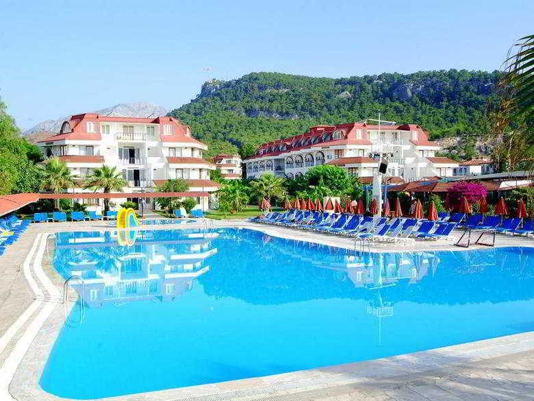 Hotel Sailors Beach Club