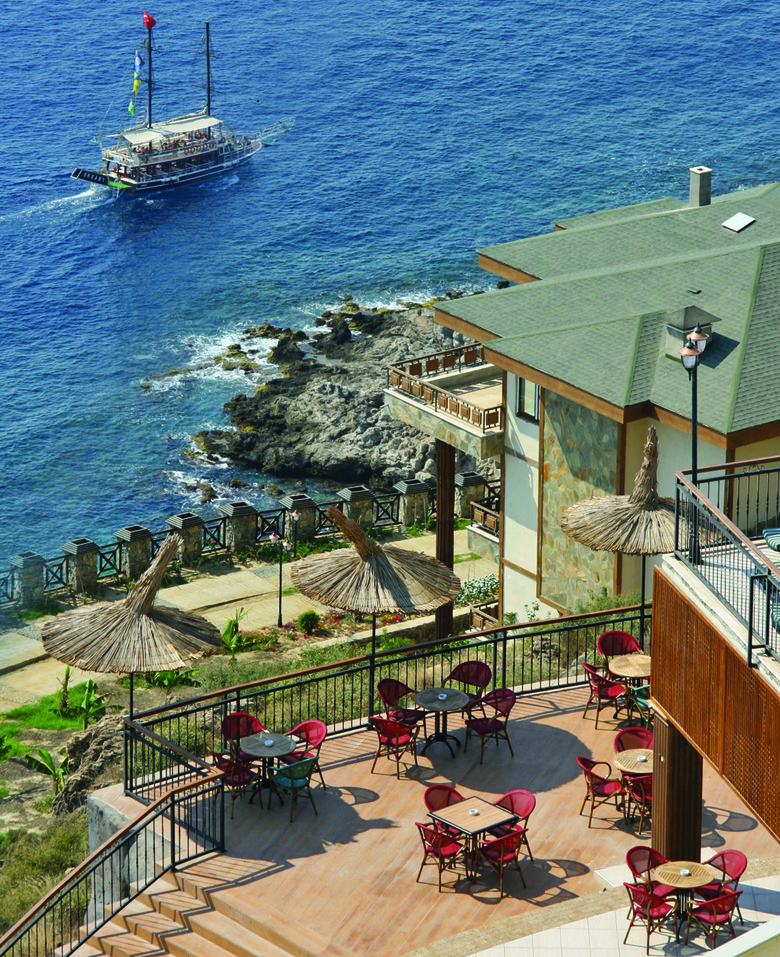 Utopia World Hotel