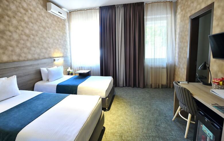 Hotel Mint
