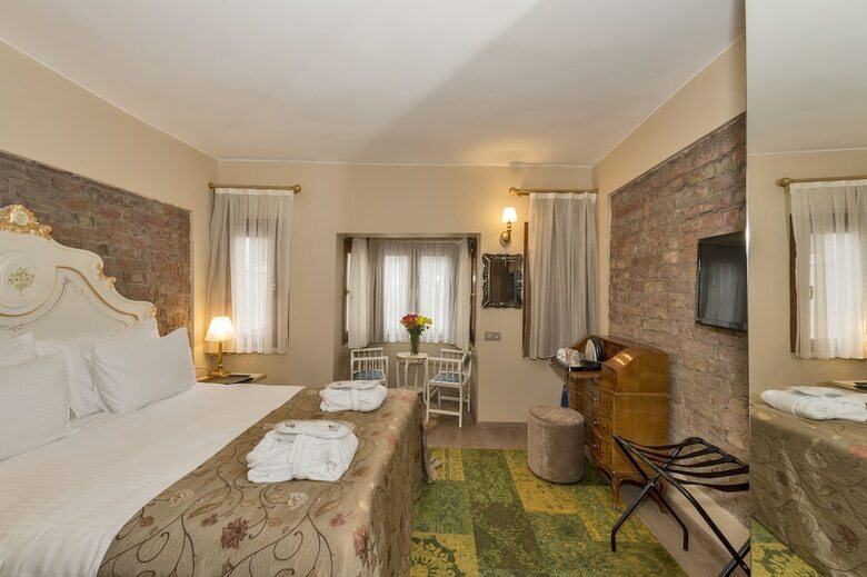 By Murat Royal Hotels - Boutique Class