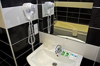 Green Park Kaluga Hotel