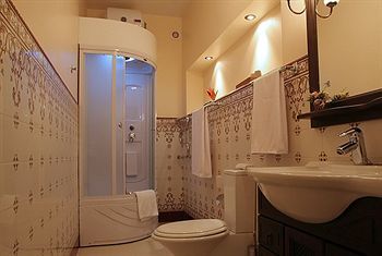 Bed & Breakfast Gloria Hotel - Chelyabinsk