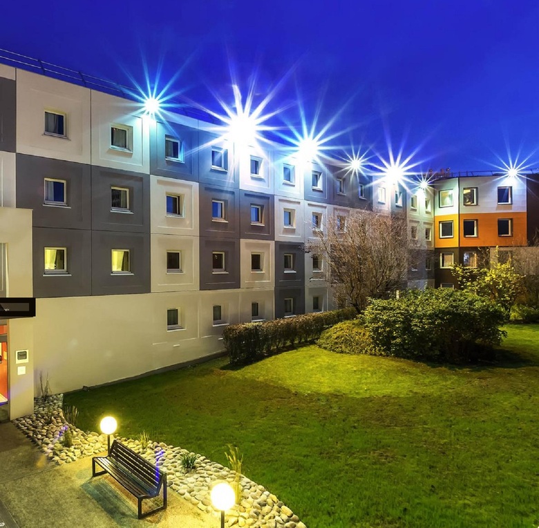 B&B Hotel Orly Rungis A�roport
