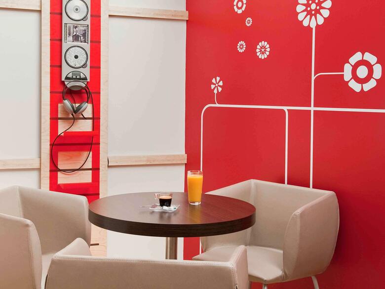 B&B Hotel Orly Rungis A�roport