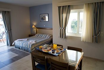 Aparthotel Philoxenia Hotel