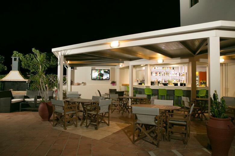 Aparthotel Christina Beach Hotel