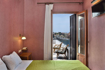 Amphitriti Hotel