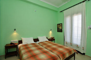 Amphitriti Hotel