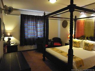 Bougainvillier Hotel  And� Re