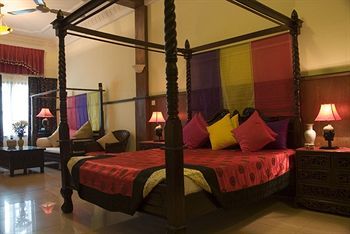 Bougainvillier Hotel  And� Re